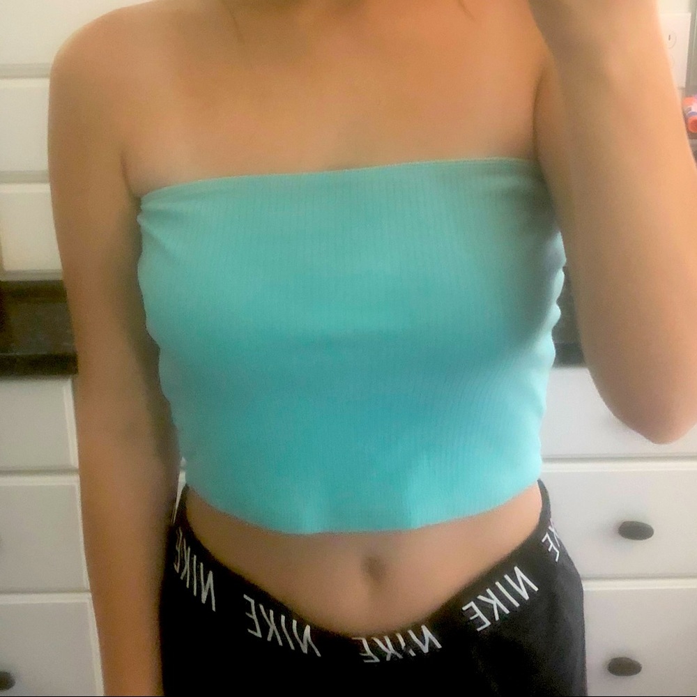blue strapless Hollister crop top
